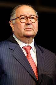 Alisher USMANOV démissionne de la FIE